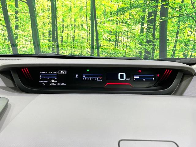 フリード Ｇ・ホンダセンシング　禁煙車　純正ディプレイオーディオ　両側電動スライドドア　ホンダセンシング　アダプティブクルーズ　バックカメラ　ＥＴＣ　Ｂｌｕｅｔｏｏｔｈ接続　６人乗り　車線逸脱警報　スマートキー　ステアリングスイッチ（32枚目）