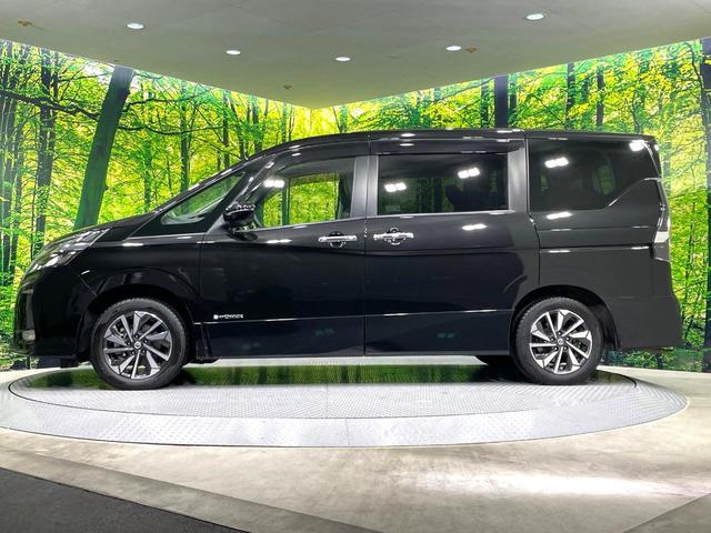 セレナ ｅ－パワー　ハイウェイスターＶ　禁煙車　セーフティパックＡ　純正９型ナビ　フリップダウンモニター　プロパイロット　両側電動スライドドア　全方位運転支援システム　純正ＯＰ１６インチＡＷ　ＥＴＣ　フルセグＴＶ　ドラレコ　ＬＥＤヘッド（25枚目）