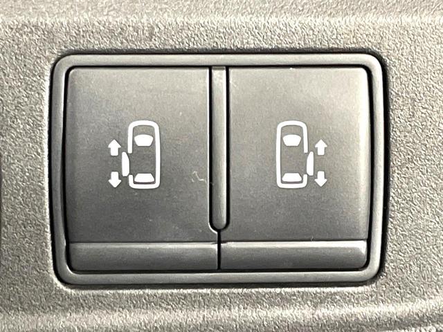 セレナ ライダー　プロパイロットエディション　禁煙車　フリップダウンモニター　ハンズフリー両側パワースライドドア　プロパイロット　純正ナビ　バックカメラ　ＬＥＤヘッド／ＬＥＤフォグライト　１６インチＡＷ　スマートキー　Ｂｌｕｅｔｏｏｔｈ　フルセグ（4枚目）