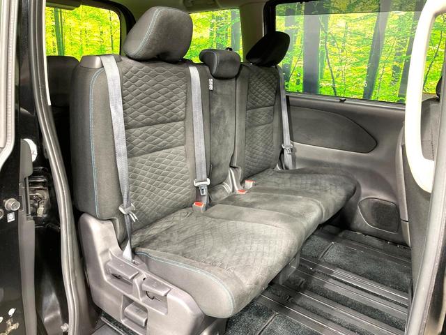 セレナ ライダー　プロパイロットエディション　禁煙車　フリップダウンモニター　ハンズフリー両側パワースライドドア　プロパイロット　純正ナビ　バックカメラ　ＬＥＤヘッド／ＬＥＤフォグライト　１６インチＡＷ　スマートキー　Ｂｌｕｅｔｏｏｔｈ　フルセグ（8枚目）