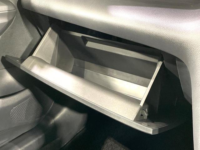 ヤリスクロス Ｘ　禁煙車　純正８型ディスプレイオーディオ　バックカメラ　セーフティセンス　レーダークルーズ　スマートキー　レーンキープ　オートマチックハイビーム　オートライト　Ｂｌｕｅｔｏｏｔｈ接続　フルセグＴＶ（28枚目）