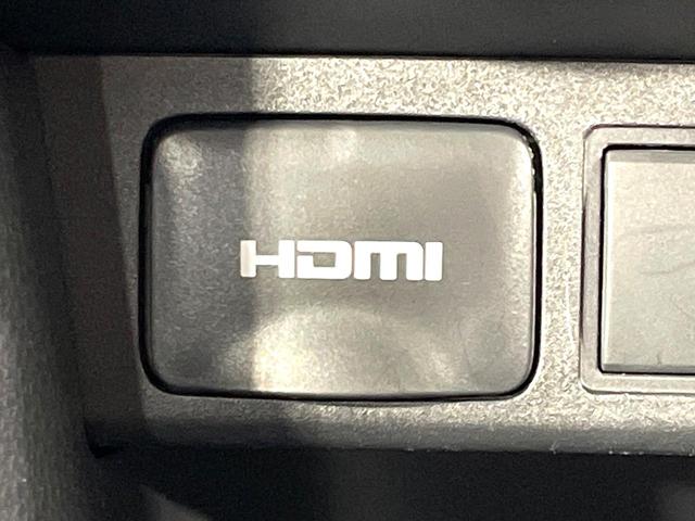 ヤリスクロス Ｘ　禁煙車　純正８型ディスプレイオーディオ　バックカメラ　セーフティセンス　レーダークルーズ　スマートキー　レーンキープ　オートマチックハイビーム　オートライト　Ｂｌｕｅｔｏｏｔｈ接続　フルセグＴＶ（32枚目）