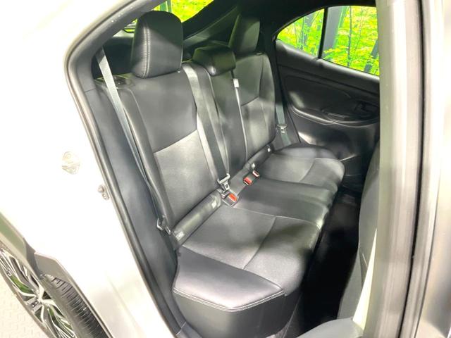 ヤリスクロス Ｚ　禁煙車　純正８型ディスプレイオーディオ　全周囲カメラ　セーフティセンス　レーダークルーズ　２トーンカラー　ハーフレザーシート　シートヒーター　ＬＥＤヘッドライト　ブラインドスポットモニター　ＥＴＣ（9枚目）