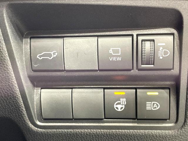 ヤリスクロス ハイブリッドＺ　禁煙車　純正８型ナビ付ディスプレイオーディオ　全周囲カメラ　セーフティセンス　レーダークルーズ　パワーリアゲート　シートヒーター　パワーシート　ハーフレザーシート　ＬＥＤヘッド　ステアリングヒーター（6枚目）