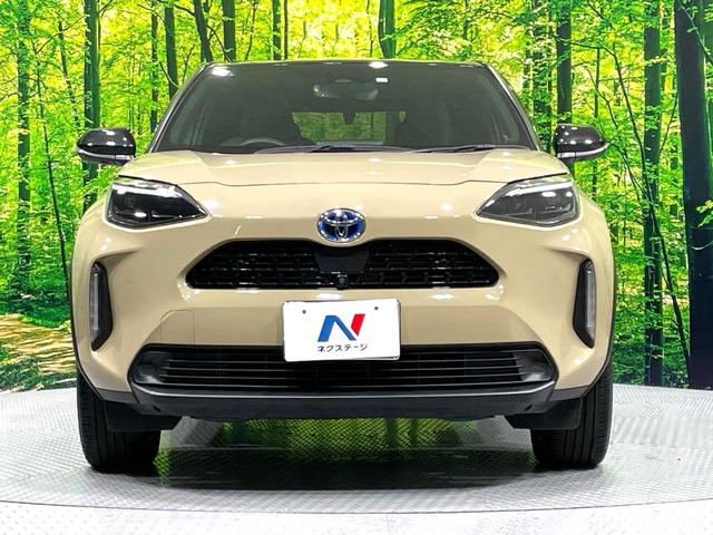 ヤリスクロス ハイブリッドＺ　禁煙車　純正８型ナビ付ディスプレイオーディオ　全周囲カメラ　セーフティセンス　レーダークルーズ　パワーリアゲート　シートヒーター　パワーシート　ハーフレザーシート　ＬＥＤヘッド　ステアリングヒーター（14枚目）