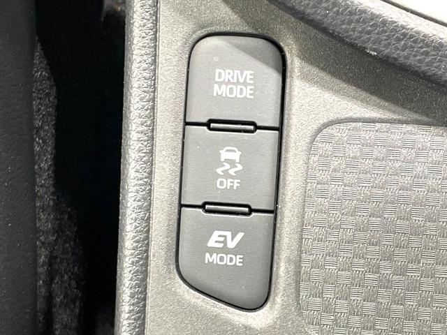 ヤリスクロス ハイブリッドＺ　禁煙車　純正８型ナビ付ディスプレイオーディオ　全周囲カメラ　セーフティセンス　レーダークルーズ　パワーリアゲート　シートヒーター　パワーシート　ハーフレザーシート　ＬＥＤヘッド　ステアリングヒーター（34枚目）