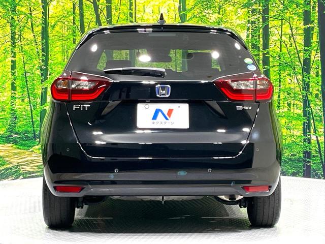 フィット ｅ：ＨＥＶホーム　禁煙車　純正９インチナビ　ホンダセンシング　アダプティブクルーズ　ＥＴＣ　Ｂｌｕｅｔｏｏｔｈ接続　ドラレコ　スマートキー　ハーフレザーシート　ＬＥＤヘッド　コーナーセンサー　オートライト（15枚目）
