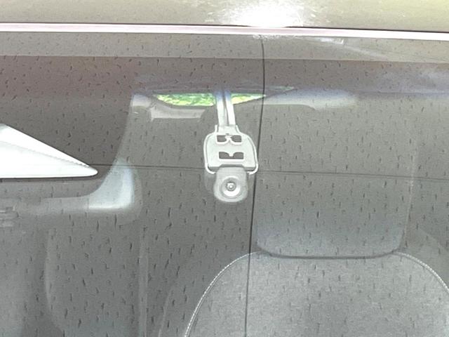 フィット ｅ：ＨＥＶホーム　禁煙車　純正９インチナビ　ホンダセンシング　アダプティブクルーズ　ＥＴＣ　Ｂｌｕｅｔｏｏｔｈ接続　ドラレコ　スマートキー　ハーフレザーシート　ＬＥＤヘッド　コーナーセンサー　オートライト（47枚目）