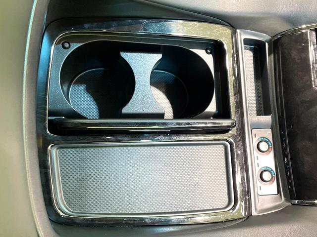 アルファード ２．５Ｓ　Ｃパッケージ　禁煙車　後期　ツインムーンルーフ　フリップダウンモニター　両側電動スライドドア　純正９型ディスプレイオーディオ　バックカメラ　セーフティセンス　レーダークルーズ　３眼ＬＥＤヘッド　シートエアコン（68枚目）