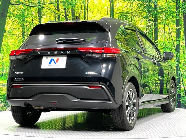 ノート オーテック　クロスオーバー　全周囲カメラ　衝突被害軽減システム　レーダークルーズ　禁煙車　ハーフレザーシート　ドラレコ　コーナーセンサー　スマートキー　ＬＥＤヘッド　ＥＴＣ２．０　純正１６インチアルミ　オートハイビーム（17枚目）