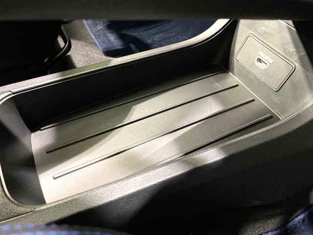 ノート オーテック　クロスオーバー　全周囲カメラ　衝突被害軽減システム　レーダークルーズ　禁煙車　ハーフレザーシート　ドラレコ　コーナーセンサー　スマートキー　ＬＥＤヘッド　ＥＴＣ２．０　純正１６インチアルミ　オートハイビーム（40枚目）