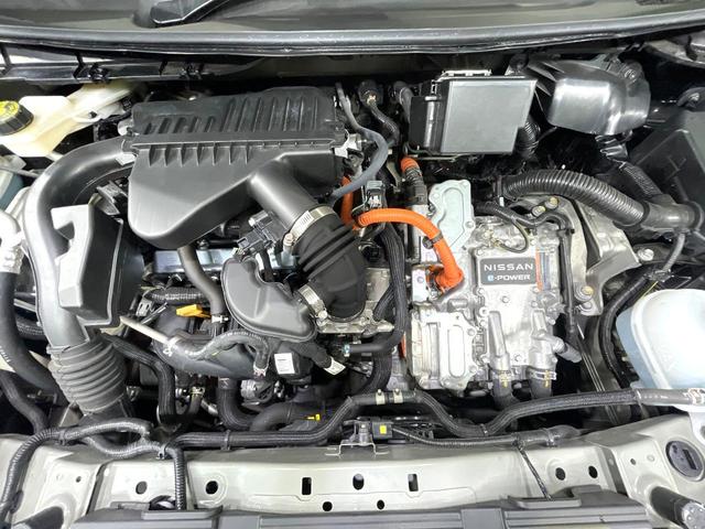 ノート Ｘ　禁煙車　純正９型ナビ　バックカメラ　衝突被害軽減システム　ドラレコ　ＥＴＣ　Ｂｌｕｅｔｏｏｔｈ接続　コーナーセンサー　ＬＥＤヘッド　ハイビームアシス　スマートキー　オートライト／エアコン（18枚目）