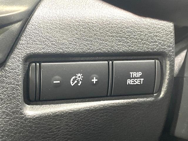 ノート Ｘ　禁煙車　純正９型ナビ　バックカメラ　衝突被害軽減システム　ドラレコ　ＥＴＣ　Ｂｌｕｅｔｏｏｔｈ接続　コーナーセンサー　ＬＥＤヘッド　ハイビームアシス　スマートキー　オートライト／エアコン（43枚目）