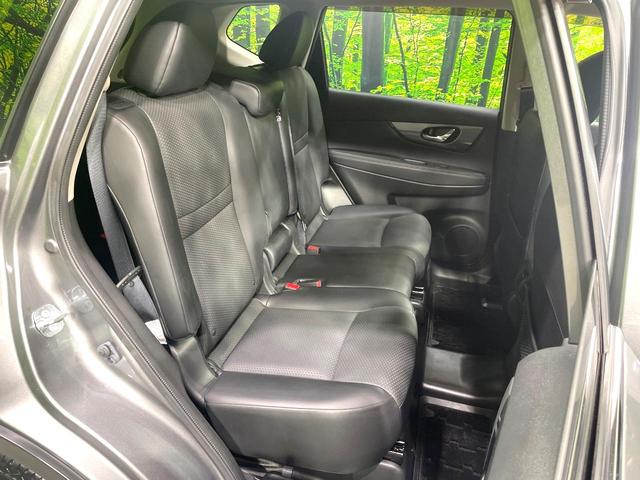 エクストレイル ２０Ｘ　エマージェンシーブレーキパッケージ　純正ナビ　全周囲カメラ　エマージェンシーブレーキ　禁煙車　４ＷＤ　７人乗り　クルーズコントロール　Ｂｌｕｅｔｏｏｔｈ再生　フルセグ　ＥＴＣ　シートヒーター　ＬＥＤヘッド　防水シート　コーナーセンサー（9枚目）