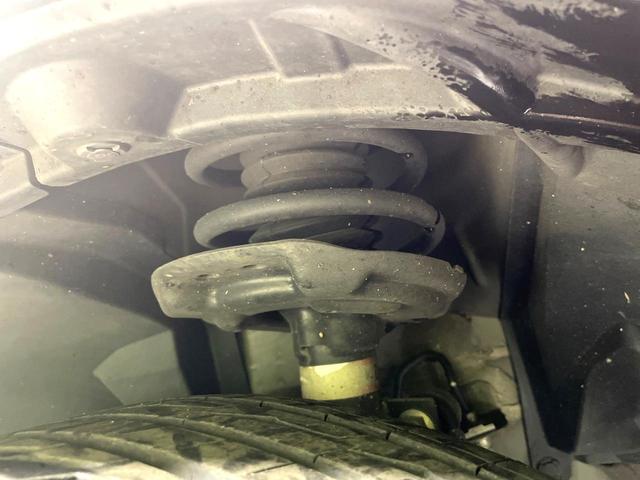 エクストレイル ２０Ｘ　エマージェンシーブレーキパッケージ　純正ナビ　全周囲カメラ　エマージェンシーブレーキ　禁煙車　４ＷＤ　７人乗り　クルーズコントロール　Ｂｌｕｅｔｏｏｔｈ再生　フルセグ　ＥＴＣ　シートヒーター　ＬＥＤヘッド　防水シート　コーナーセンサー（21枚目）