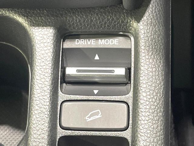 ヴェゼル ｅ：ＨＥＶ　Ｘ　禁煙車　純正８型ナビ　バックカメラ　ホンダセンシング　アダプティブクルーズ　ＥＴＣ　ドラレコ　フルセグ　Ｂｌｕｅｔｏｏｔｈ　ＬＥＤヘッド／フォグランプ　コーナーセンサー　オートハイビーム　オートライト（42枚目）