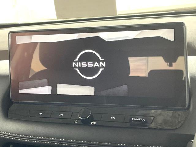 エクストレイル Ｇ　禁煙車　純正１２．３型ナビ　全周囲カメラ　プロパイロット　２トーンカラー　エマージェンシーブレーキ　ＥＴＣ２．０　ドラレコ　シートヒーター　パワーバックドア　パワーシート　ＬＥＤヘッド／フォグライト（3枚目）