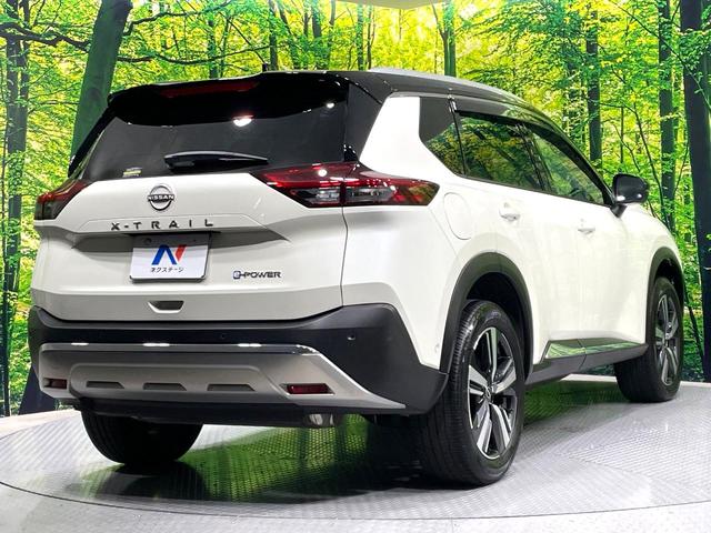 エクストレイル Ｇ　禁煙車　純正１２．３型ナビ　全周囲カメラ　プロパイロット　２トーンカラー　エマージェンシーブレーキ　ＥＴＣ２．０　ドラレコ　シートヒーター　パワーバックドア　パワーシート　ＬＥＤヘッド／フォグライト（17枚目）