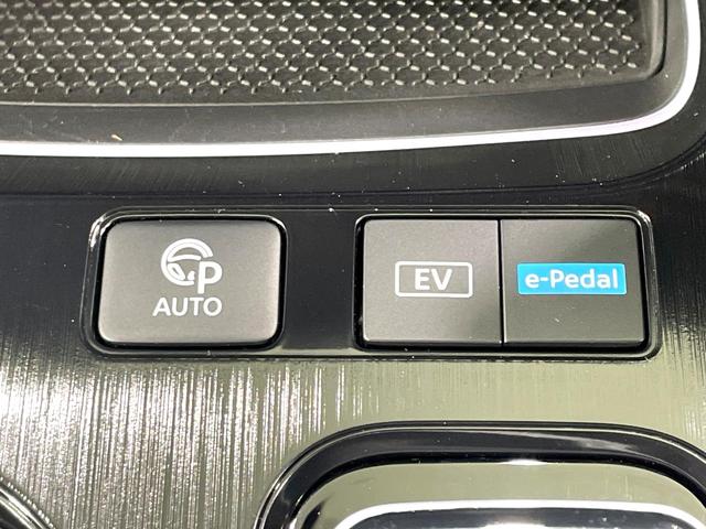 エクストレイル Ｇ　禁煙車　純正１２．３型ナビ　全周囲カメラ　プロパイロット　２トーンカラー　エマージェンシーブレーキ　ＥＴＣ２．０　ドラレコ　シートヒーター　パワーバックドア　パワーシート　ＬＥＤヘッド／フォグライト（26枚目）