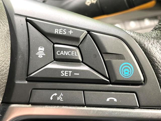 キックス Ｘ　ツートーンインテリアエディション　純正９型ナビ　全周囲カメラ　禁煙車　衝突軽減装置　プロパイロット　デジタルインナーミラー　ＬＥＤヘッド／フォグ　ドラレコ　フルセグ　Ｂｌｕｅｔｏｏｔｈ再生　ＥＴＣ　シート／ハンドルヒーター（6枚目）