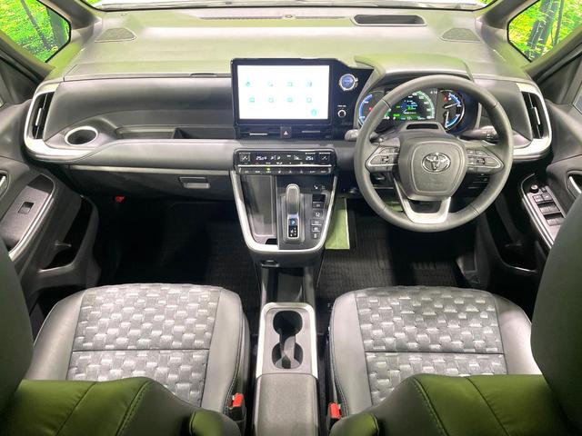 ヴォクシー ハイブリッドS-Z 禁煙車 GRエアロ 後席モニター 快適利便PKG BSM ディスプレイオーディオプラス 三眼LEDヘッド 全周囲カメラ 両側電動スライドドア セーフティセンス レーダークルーズ ハーフレザーシート(2枚目)