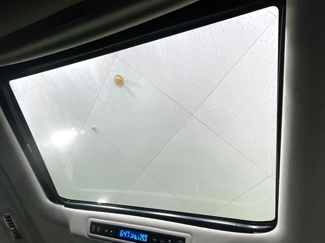 ヴェルファイア ２．５Ｚ　Ａエディション　モデリスタエアロ　ツインムーンルーフ　ＢＩＧ－Ｘ１０型ナビ　後席モニター　両側電動ドア　禁煙車　衝突軽減装置　レーダークルーズ　ＬＥＤヘッド　ドラレコ　フルセグ　Ｂｌｕｅｔｏｏｔｈ再生　ＥＴＣ（4枚目）