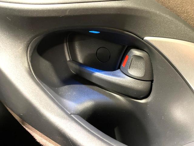 ヤリスクロス ハイブリッドＺ　禁煙車　純正８型ナビ　バックカメラ　１００Ｖ電源　衝突軽減装置　レーダークルーズ　ＬＥＤヘッド　シートヒーター　パワーシート　クリアランスソナー　ドラレコ　ＥＴＣ　Ｂｌｕｅｔｏｏｔｈ再生（49枚目）