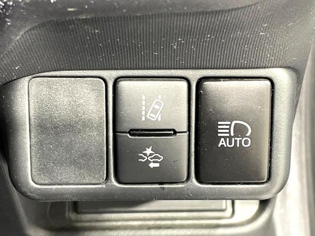 アクア S SDナビ バックカメラ 禁煙車 衝突軽減装置 車線逸脱警報 オートマチックハイビーム ドラレコ フルセグ Bluetooth再生 オートライト/エアコン スマートキー 電動格納ミラー シートリフター(7枚目)