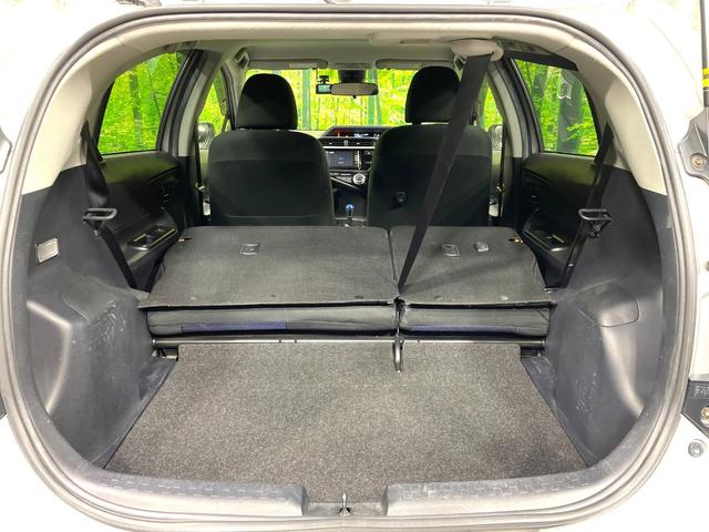 アクア S SDナビ バックカメラ 禁煙車 衝突軽減装置 車線逸脱警報 オートマチックハイビーム ドラレコ フルセグ Bluetooth再生 オートライト/エアコン スマートキー 電動格納ミラー シートリフター(11枚目)