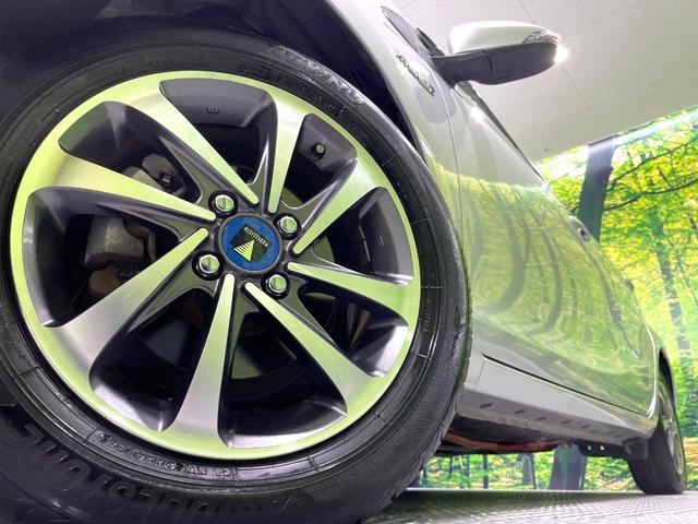 アクア S SDナビ バックカメラ 禁煙車 衝突軽減装置 車線逸脱警報 オートマチックハイビーム ドラレコ フルセグ Bluetooth再生 オートライト/エアコン スマートキー 電動格納ミラー シートリフター(14枚目)