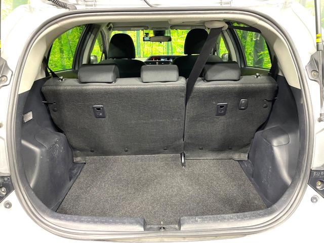 アクア S SDナビ バックカメラ 禁煙車 衝突軽減装置 車線逸脱警報 オートマチックハイビーム ドラレコ フルセグ Bluetooth再生 オートライト/エアコン スマートキー 電動格納ミラー シートリフター(40枚目)