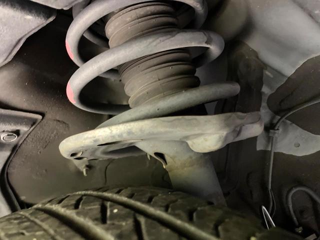 ハリアー エレガンス 禁煙車 SDナビ バックカメラ ハーフレザーシート パワーシート LEDヘッド/フォグ ETC フルセグ 純正17インチアAW デュアルエアコン スマートキー Bluetooth接続 CD/DVD再生(20枚目)