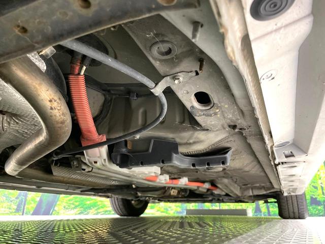 プリウス G 純正ナビ バックカメラ 禁煙車 ハーフレザーシート パワーシート HIDヘッド クルーズコントロール ドラレコ Bluetooth再生 ETC スマートキー オートエアコン/ライト 電動格納ミラー(51枚目)