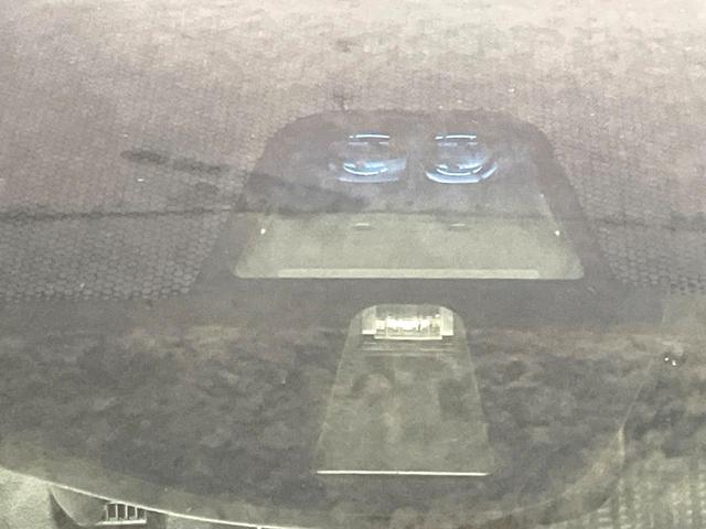 ヴェゼル ハイブリッドZ 純正ナビ バックカメラ 禁煙車 衝突軽減装置 クルーズコントロール LEDヘッド シートヒーター ハーフレザー ルーフレール Bluetooth再生 ETC スマートキー オートライト/エアコン(24枚目)