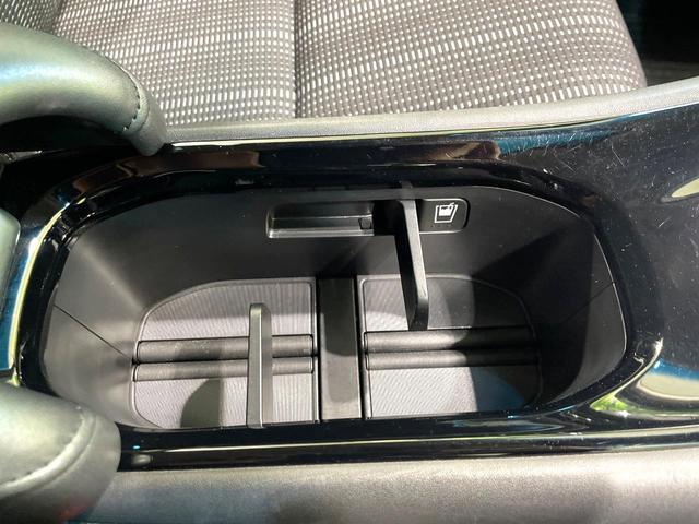 ヴェゼル ハイブリッドZ 純正ナビ バックカメラ 禁煙車 衝突軽減装置 クルーズコントロール LEDヘッド シートヒーター ハーフレザー ルーフレール Bluetooth再生 ETC スマートキー オートライト/エアコン(33枚目)