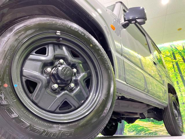 ジムニー XL 9型ディスプレイオーディオ 禁煙車 衝突軽減装置 踏み間違い防止装置 車線逸脱警報 4WD ターボ Bluetooth再生 オートライト/エアコン スマートキー アイドリングストップ 盗難防止システム(15枚目)