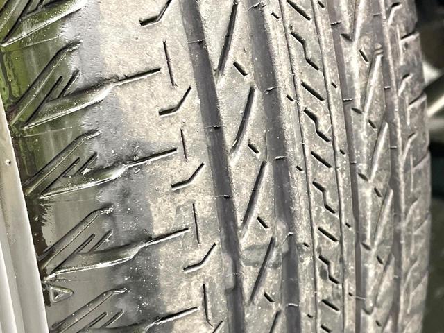 ジムニー XL 9型ディスプレイオーディオ 禁煙車 衝突軽減装置 踏み間違い防止装置 車線逸脱警報 4WD ターボ Bluetooth再生 オートライト/エアコン スマートキー アイドリングストップ 盗難防止システム(44枚目)