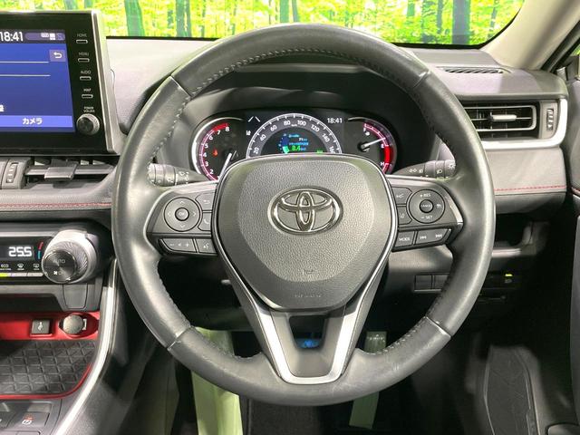RAV4 アドベンチャー オフロードパッケージ 純正9型ディスプレイ バックカメラ 禁煙車 セーフティセンス レーダークルーズ ブラインドスポットモニター 合皮シート パワーシート ルーフレール ドラレコ フルセグ Bluetooth再生 ETC(13枚目)