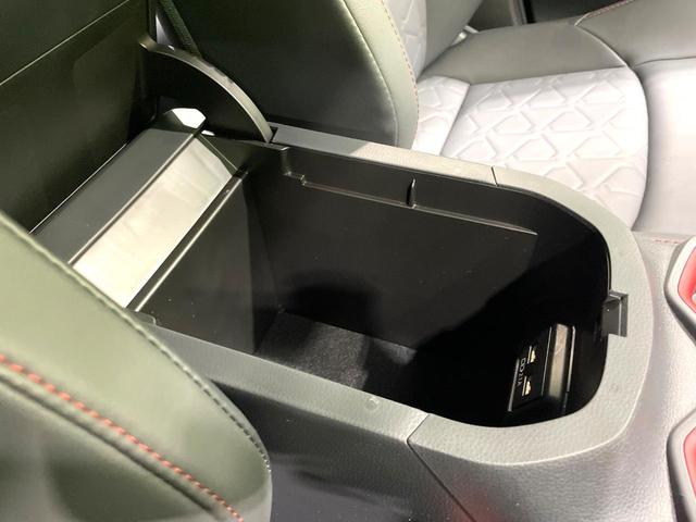 RAV4 アドベンチャー オフロードパッケージ 純正9型ディスプレイ バックカメラ 禁煙車 セーフティセンス レーダークルーズ ブラインドスポットモニター 合皮シート パワーシート ルーフレール ドラレコ フルセグ Bluetooth再生 ETC(57枚目)