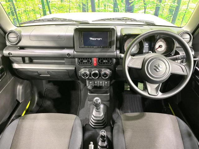 ジムニー ＸＬ　禁煙車　５速ＭＴ　ディスプレイオーディオ　バックカメラ　セーフティサポート　踏み間違い防止装置　シートヒーター　４ＷＤ　ターボ　ＬＥＤヘッド　Ｂｌｕｅｔｏｏｔｈ再生　ＥＴＣ　オートライト／エアコン（2枚目）