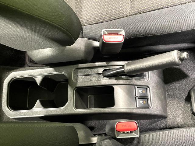 ジムニー ＸＬ　禁煙車　５速ＭＴ　ディスプレイオーディオ　バックカメラ　セーフティサポート　踏み間違い防止装置　シートヒーター　４ＷＤ　ターボ　ＬＥＤヘッド　Ｂｌｕｅｔｏｏｔｈ再生　ＥＴＣ　オートライト／エアコン（44枚目）