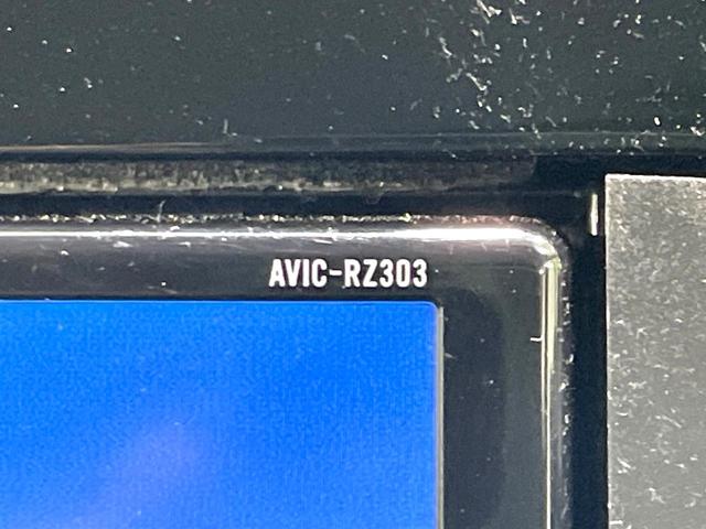 プリウス S SDナビ バックカメラ 衝突軽減装置 レーダークルーズ 禁煙車 LEDヘッド AC100V ドラレコ Bluetooth再生 ETC スマートキー コーナーセンサー 車線逸脱警報 盗難防止システム(40枚目)