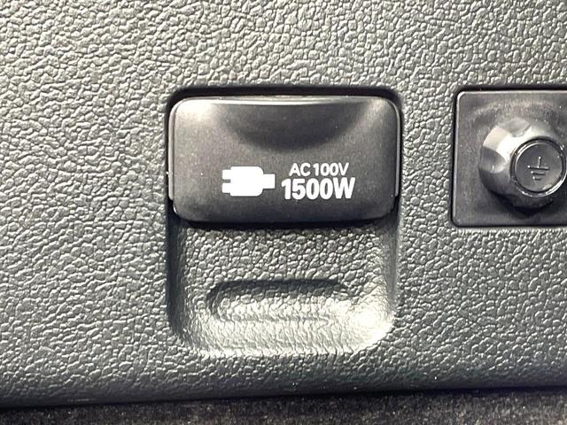 プリウス S SDナビ バックカメラ 衝突軽減装置 レーダークルーズ 禁煙車 LEDヘッド AC100V ドラレコ Bluetooth再生 ETC スマートキー コーナーセンサー 車線逸脱警報 盗難防止システム(49枚目)