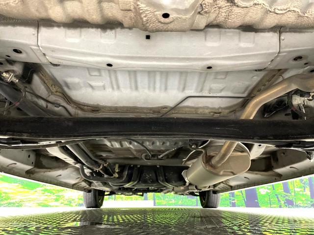 N-BOXカスタム G SDナビ 禁煙車 スマートキー HIDヘッド アイドリングストップ ETC オートライト/エアコン 横滑り防止装置 盗難防止システム 電動格納ミラー(18枚目)