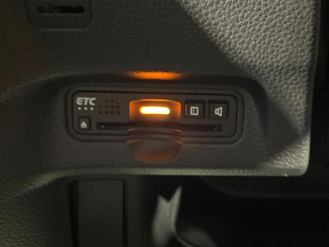 N-BOXカスタム G・Lターボホンダセンシング 両側電動ドア SDナビ バックカメラ 禁煙 ターボ ホンダセンシング アダプティブクルーズ LEDヘッド/フォグ フルセグ Bluetooth ETC 踏み間違い防止装置 車線逸脱警報 スマートキー(6枚目)