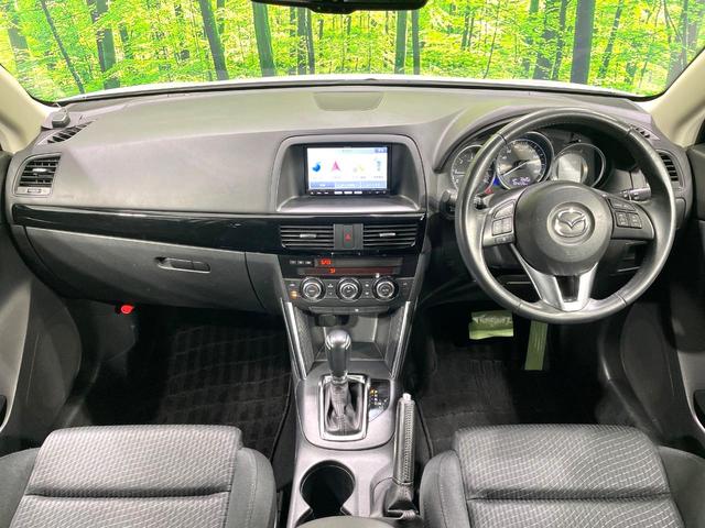 ＣＸ－５ ＸＤ　純正ナビ　バックカメラ　禁煙車　衝突軽減装置　ブラインドスポットモニター　ＨＩＤヘッド　クルーズコントロール　フルセグ　Ｂｌｕｅｔｏｏｔｈ再生　ＥＴＣ　オートライト／エアコン　スマートキー（2枚目）