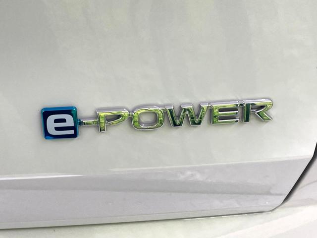 ノート Ｘ　禁煙車　ＳＤナビ　バックカメラ　衝突軽減装置　踏み案違い防止装置　Ｂｌｕｅｔｏｏｔｈ再生　ＥＴＣ　ＬＥＤヘッド　オートライト／エアコン　スマートキー　車線逸脱警報　オートマチックハイビーム（55枚目）