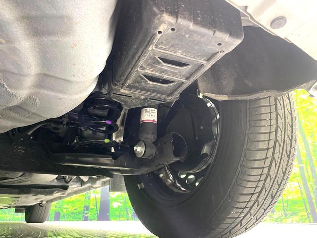ノート Ｘ　禁煙車　衝突軽減装置　ナビ　バックカメラ　ＥＴＣ　Ｂｌｕｅｔｏｏｔｈ接続　ＬＥＤヘッド　コーナーセンサー　スマートキー　ステアリングスイッチ　オートエアコン　盗難防止装置　オートライト（21枚目）