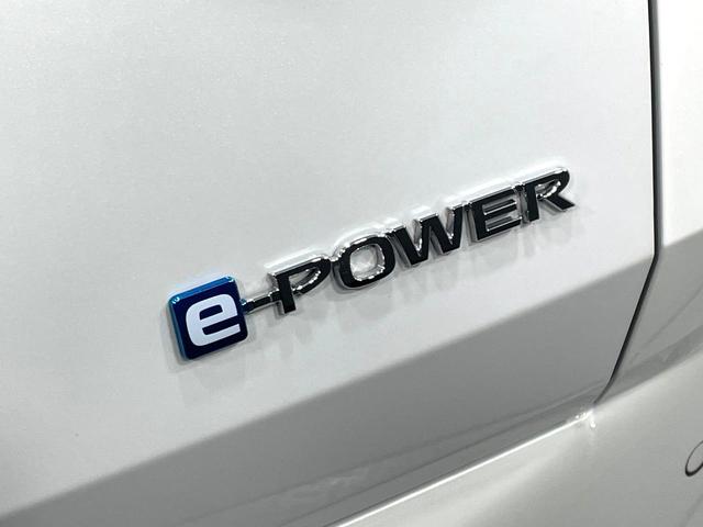 ノート Ｘ　禁煙車　衝突軽減装置　ナビ　バックカメラ　ＥＴＣ　Ｂｌｕｅｔｏｏｔｈ接続　ＬＥＤヘッド　コーナーセンサー　スマートキー　ステアリングスイッチ　オートエアコン　盗難防止装置　オートライト（38枚目）