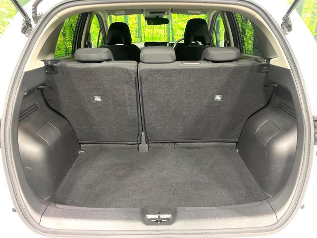 ノート Ｘ　禁煙車　衝突軽減装置　ナビ　バックカメラ　ＥＴＣ　Ｂｌｕｅｔｏｏｔｈ接続　ＬＥＤヘッド　コーナーセンサー　スマートキー　ステアリングスイッチ　オートエアコン　盗難防止装置　オートライト（40枚目）